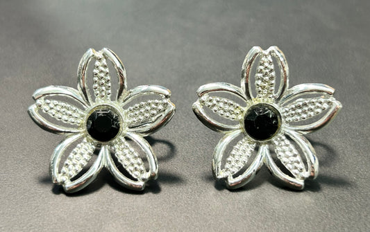 Sarah Coventry Flower Clip Earrings