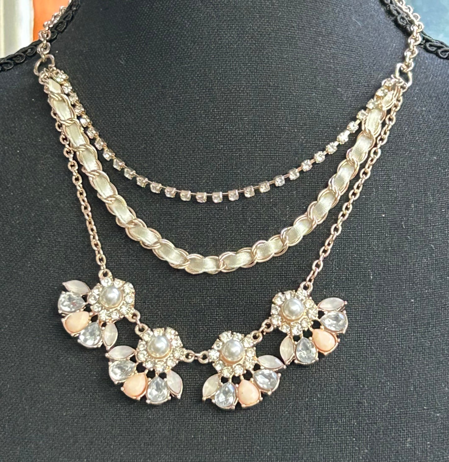 Gold Tone Rhinestone Necklace