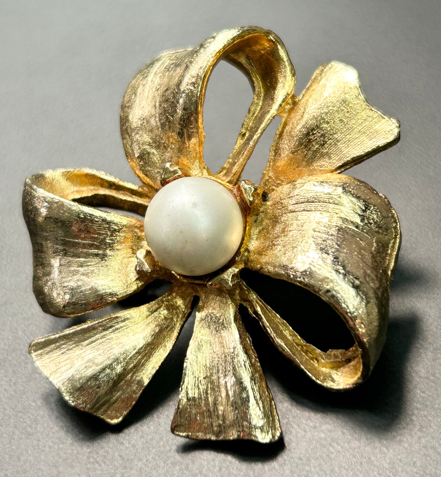 Vintage Bow Brooch