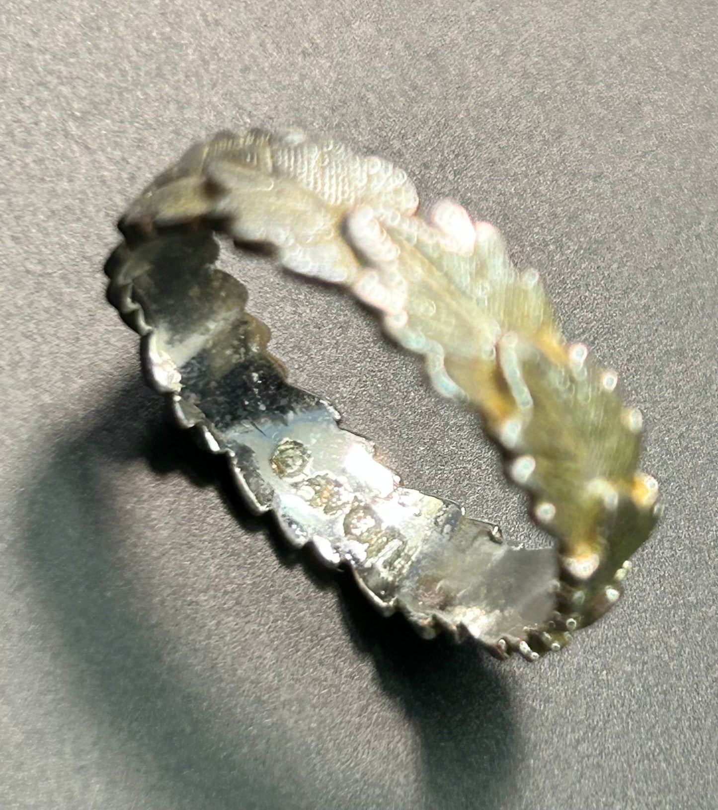 Avon Leaf Band Ring