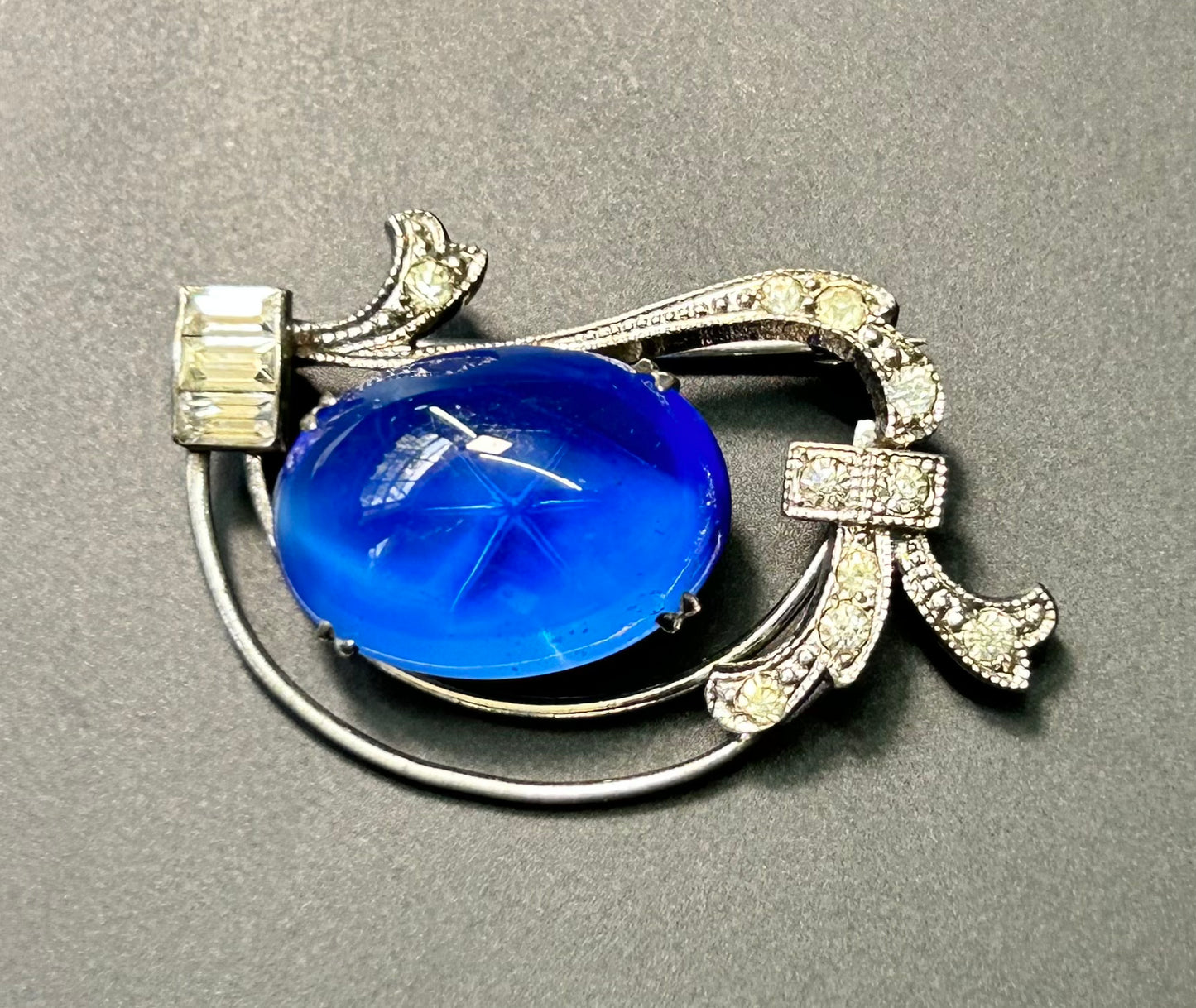 Art Deco Vintage Sterling Silver Brooch