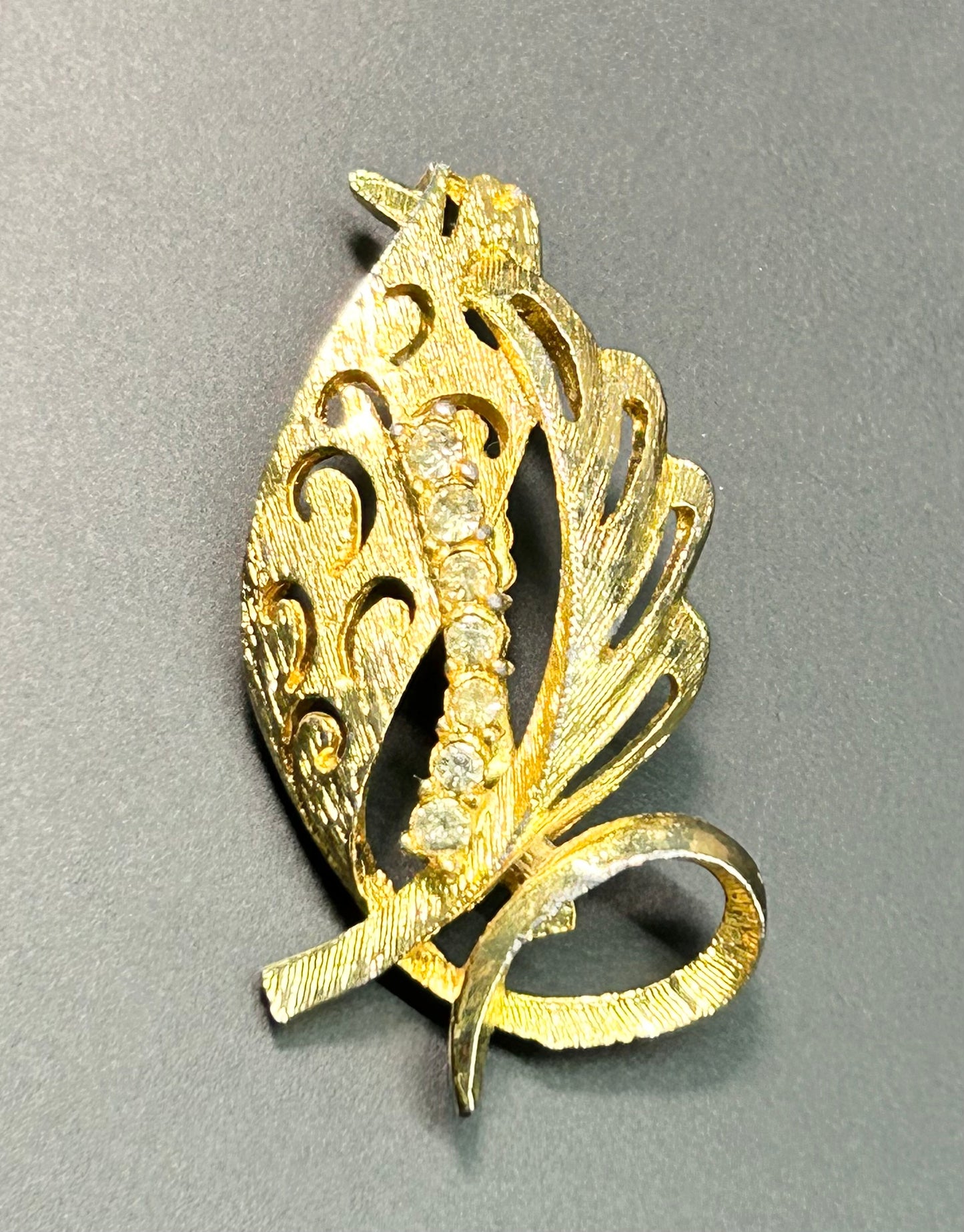 Vintage Gold Tone Brooch