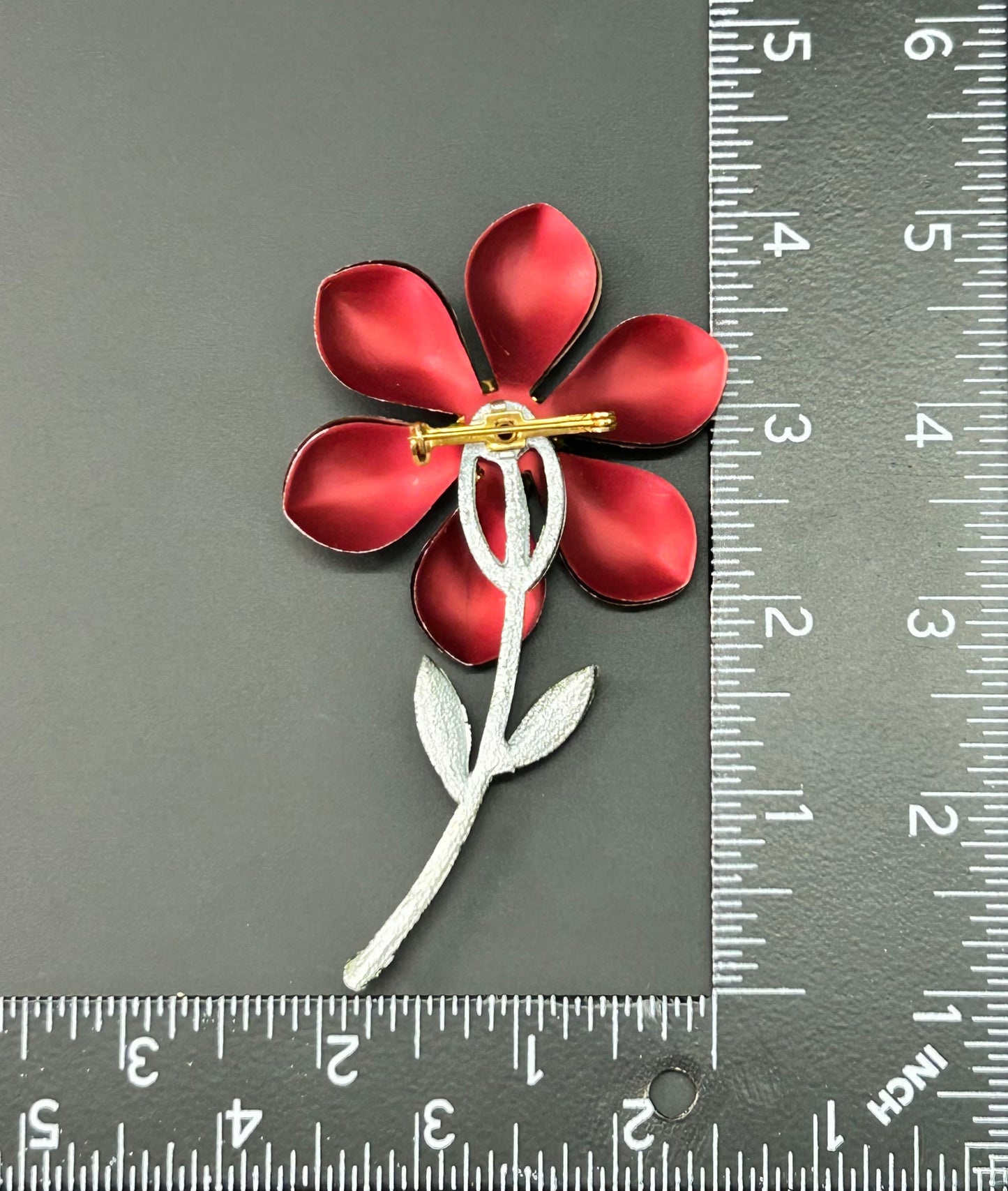 Vintage Metal Flower Brooch