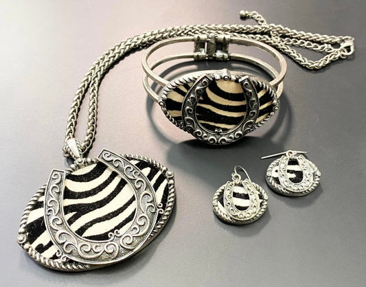 Zebra Striped Horseshoe Fashion Set