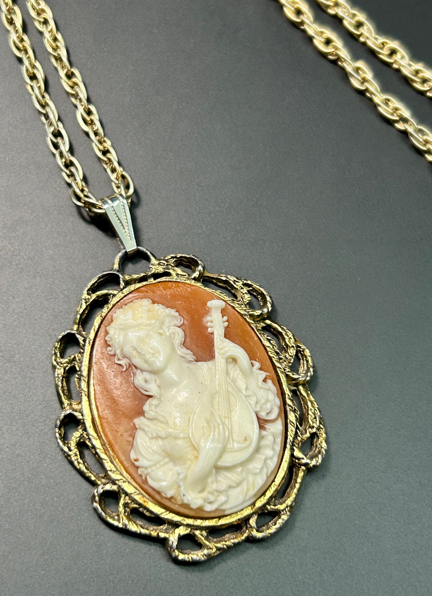 Vintage Cameo Necklace