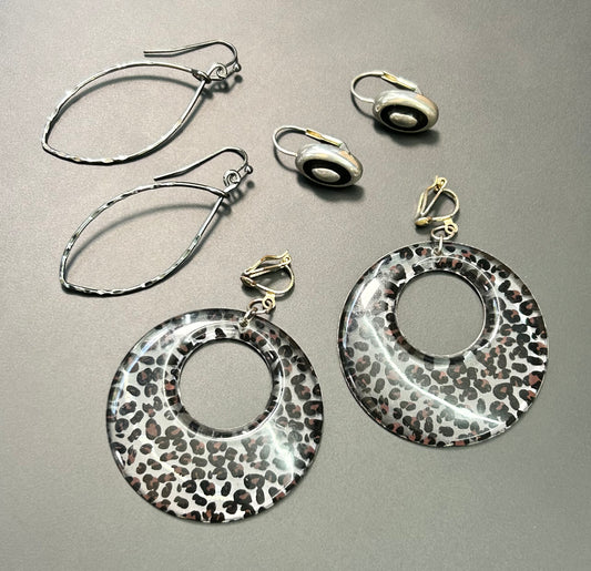 3 Pairs of Fashion Earrings