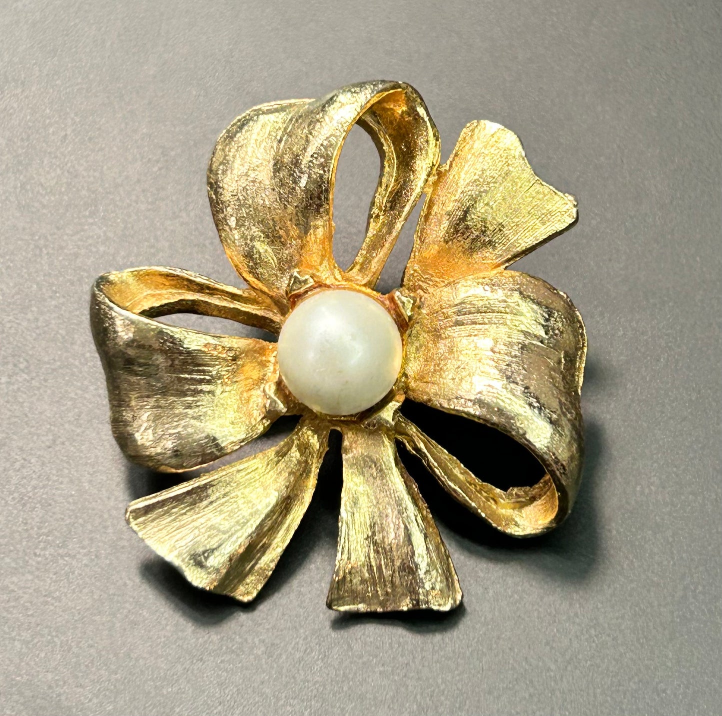 Vintage Bow Brooch