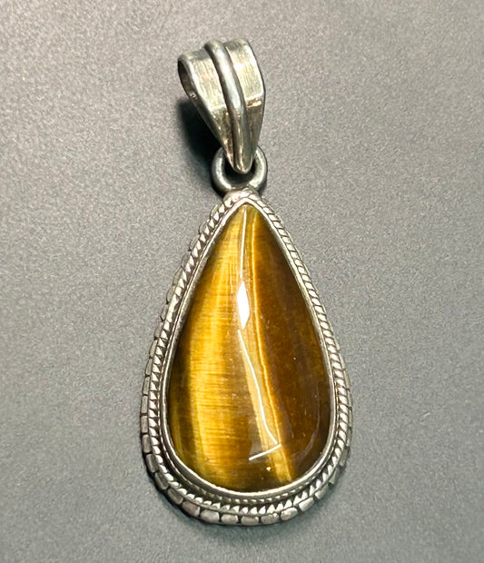 Sterling Silver Tigers Eye Pendant