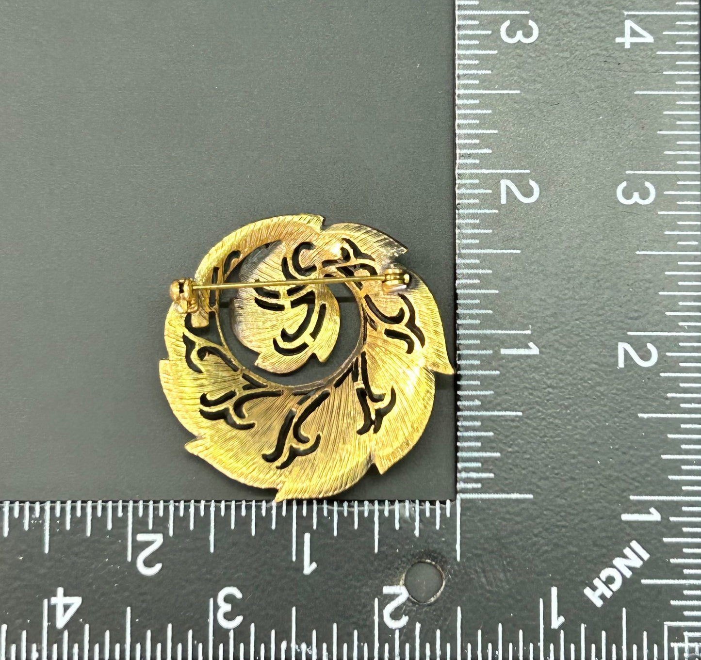 Vintage Gold Tone Brooch