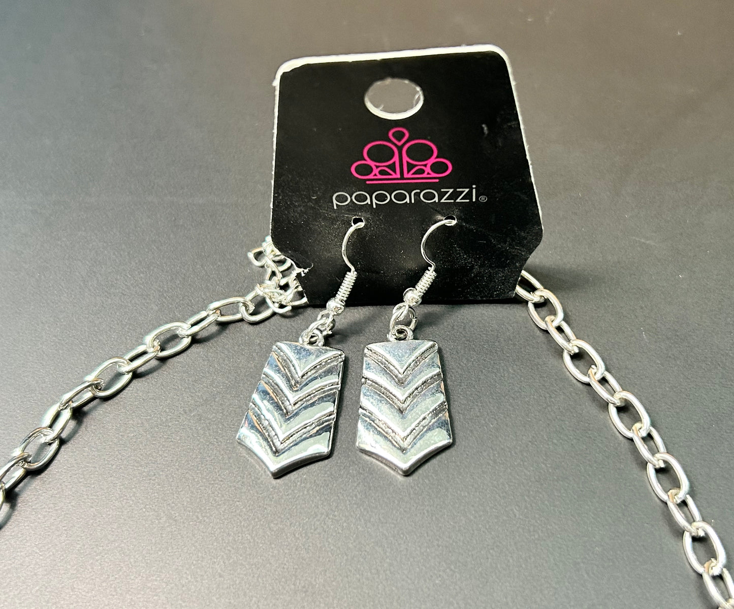 Paparazzi Necklace & Earrings Set