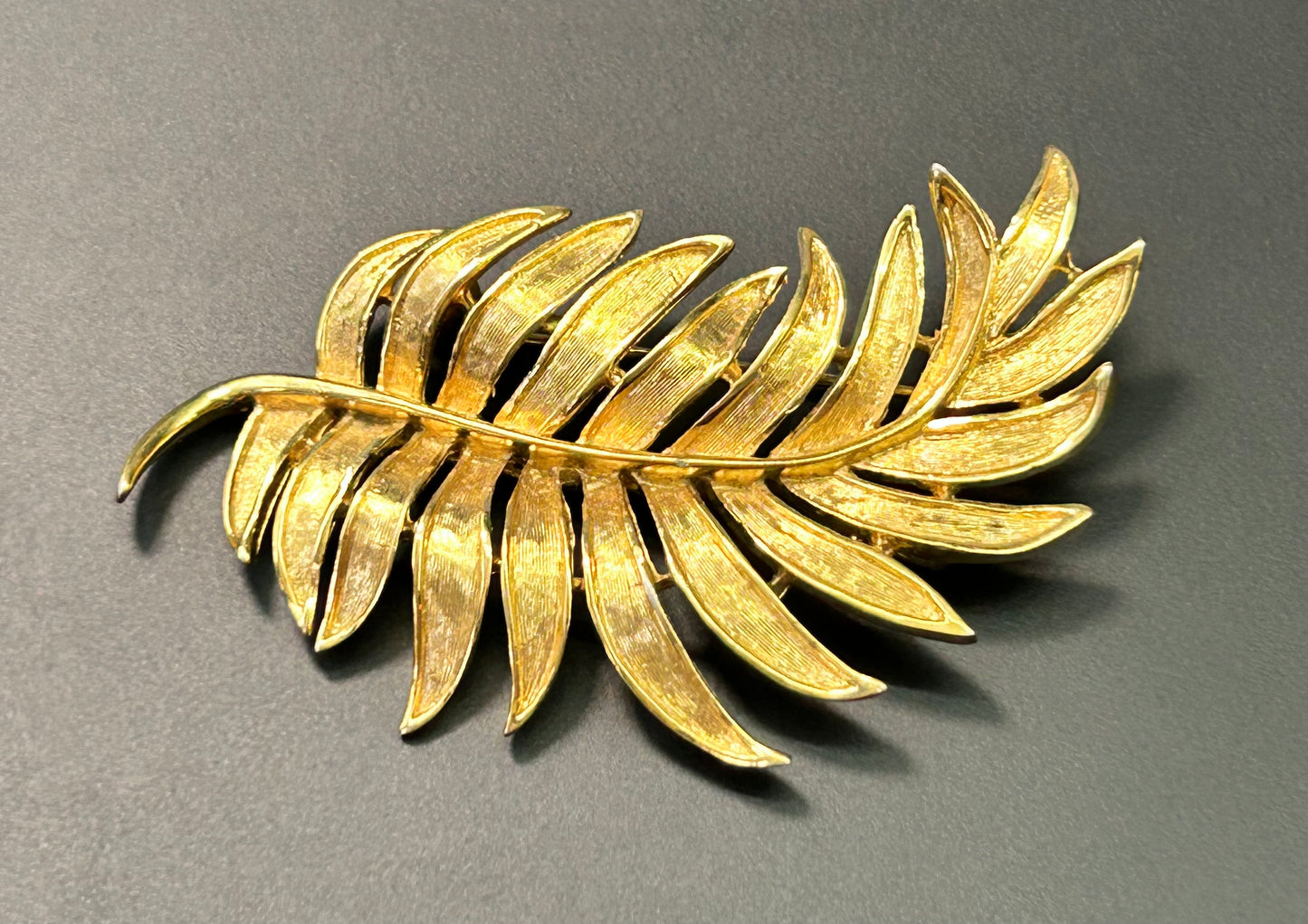 Gold Tone Leaf Brooch