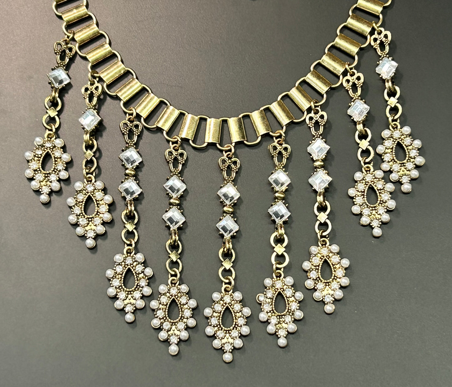 Rhinestone & Faux Pearl Necklace