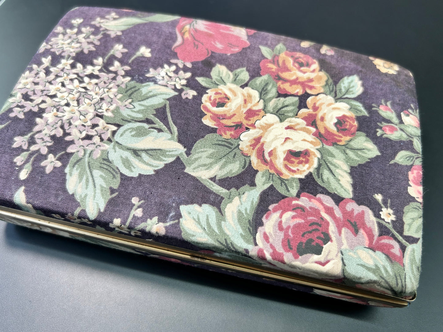 Vintage Clamshell Travel Jewelry Box