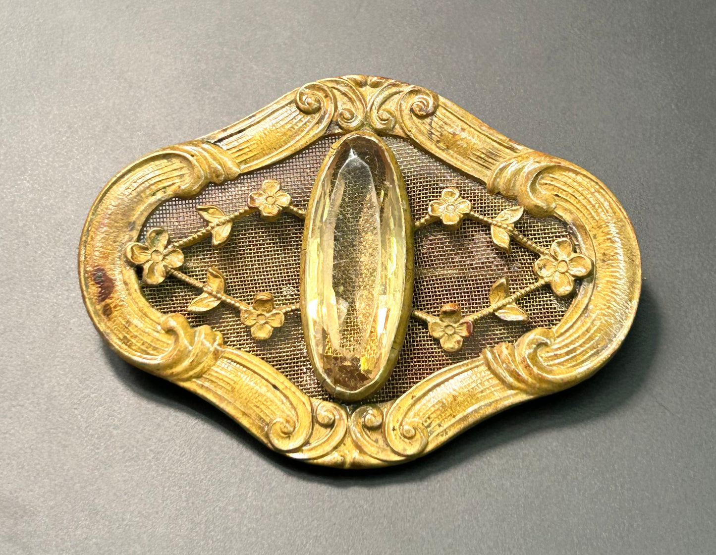 Vintage Glass Center Brooch