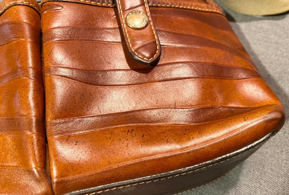 Dooney & Bourke Purse