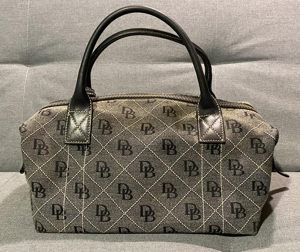 Dooney & Bourke Purse