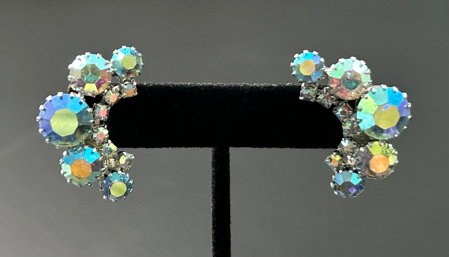 Unsigned Weiss Rhinestone Clip Earrings