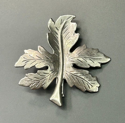 Leaf Brooch