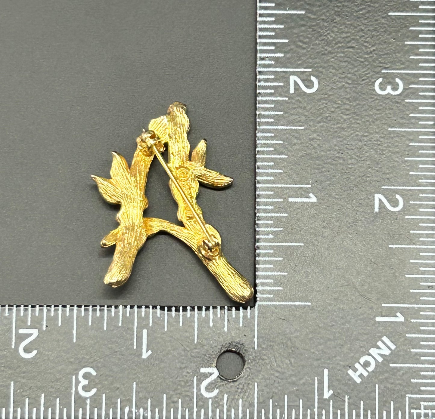 Sarah Coventry A Brooch