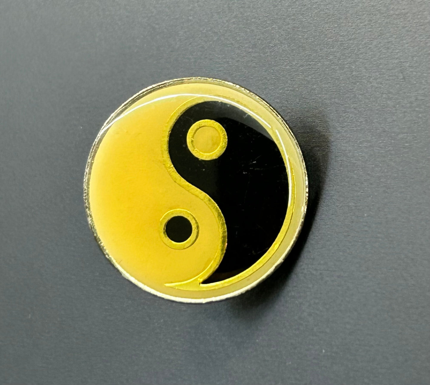 Yin & Yang Pin