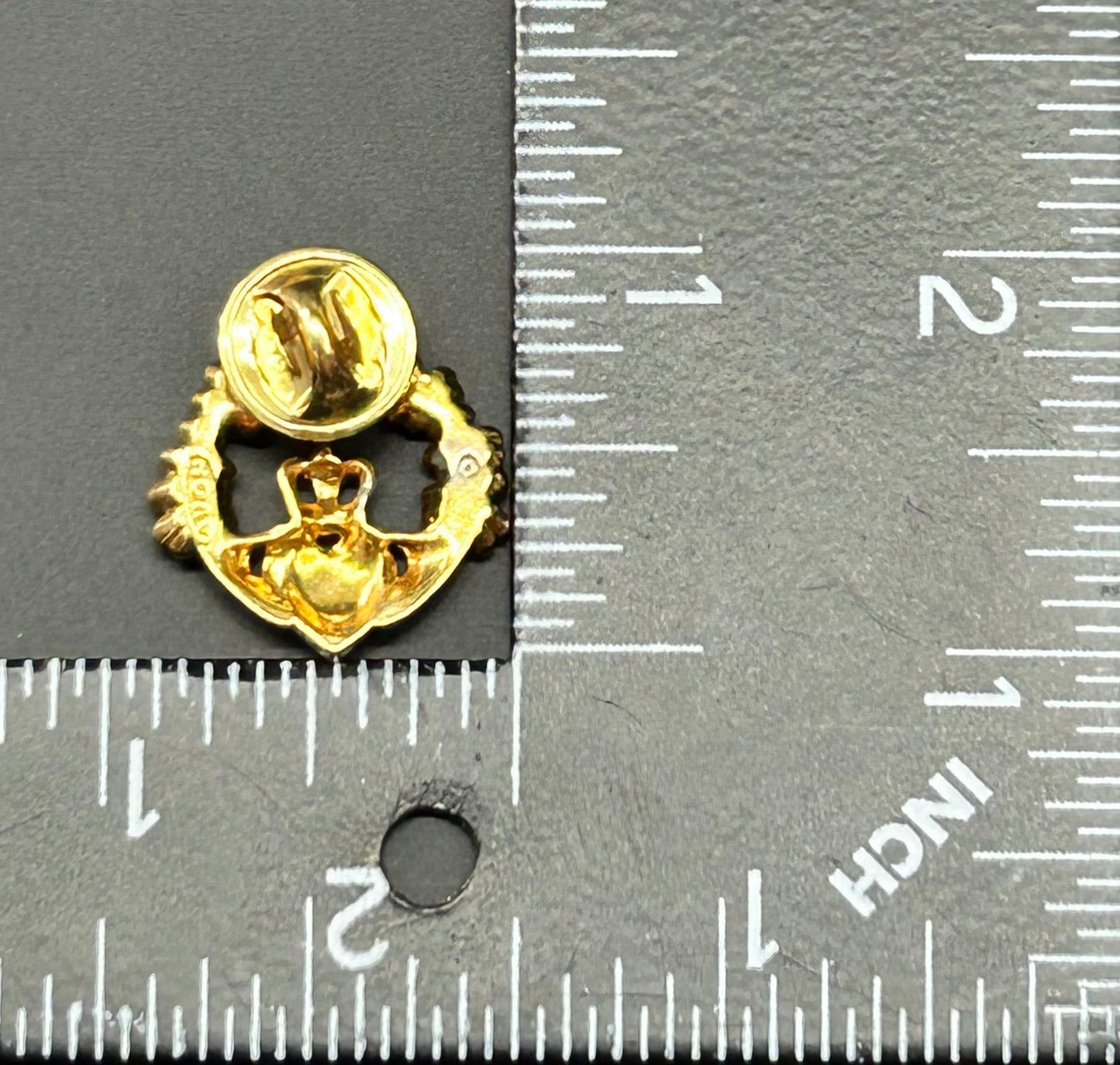 Avon Claddagh Pin