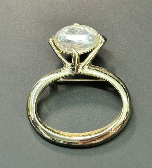 Ring Brooch