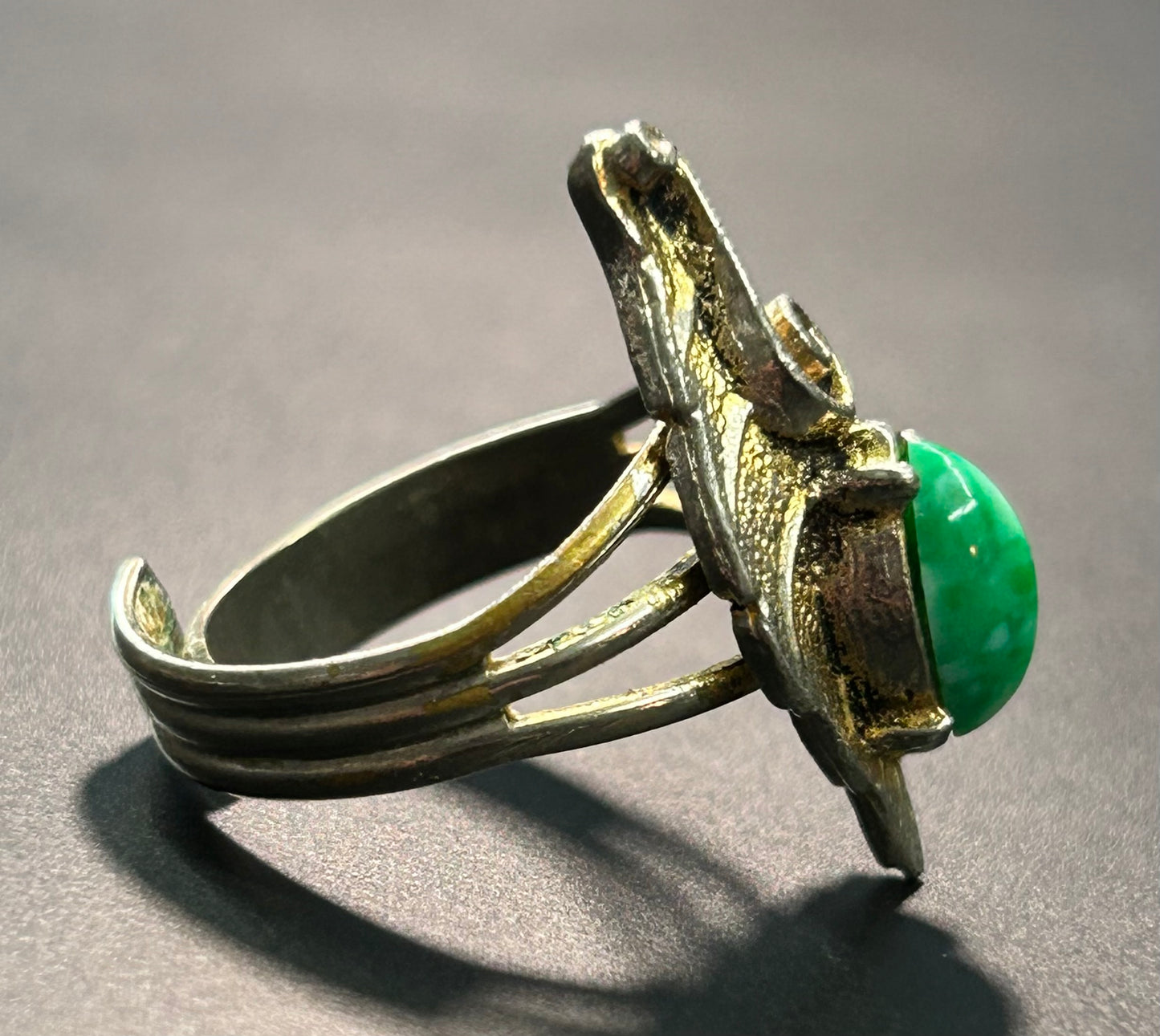 Vintage Leaf Ring