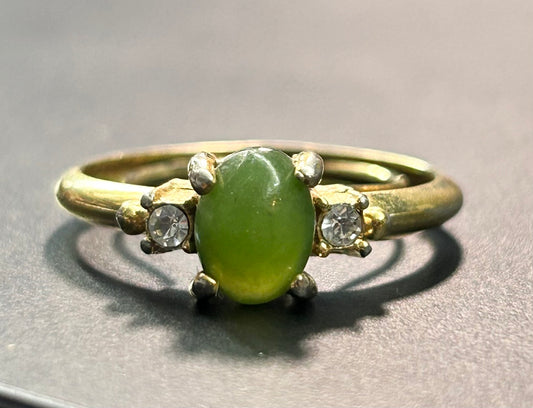 Avon Chrysoprase Ring